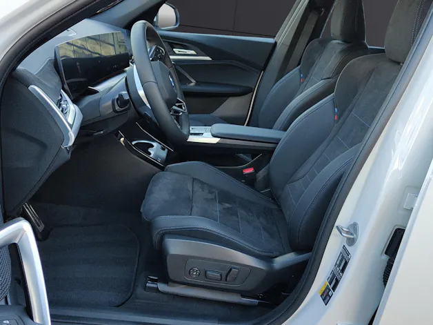 BMW X1 30e xDrive paddles