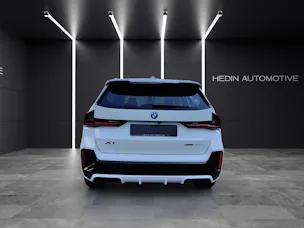 BMW X1 30e xDrive paddles