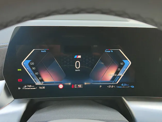 BMW X1 30e xDrive paddles