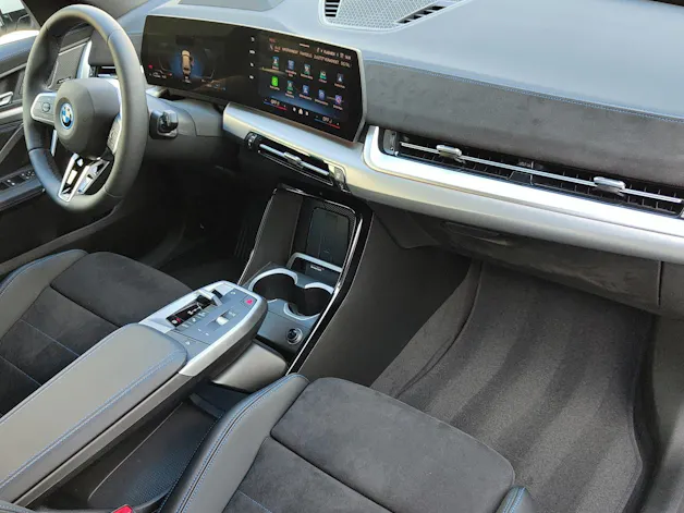 BMW X1 30e xDrive paddles