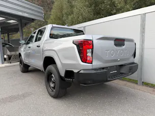 Toyota Hilux Double Cab.-Pick-up 2.8 D-4D MHEV 204 Active