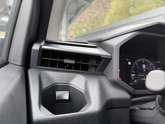 Toyota Hilux Double Cab.-Pick-up 2.8 D-4D MHEV 204 Active