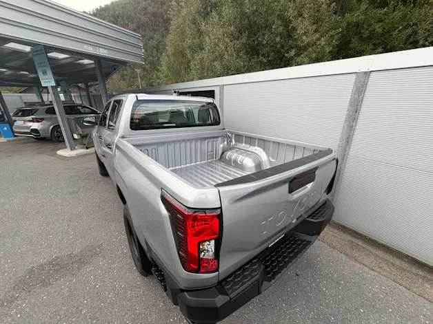 Toyota Hilux Double Cab.-Pick-up 2.8 D-4D MHEV 204 Active