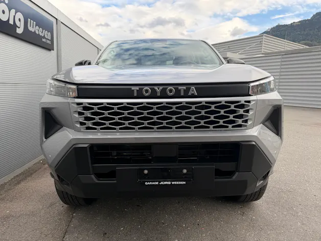 Toyota Hilux Double Cab.-Pick-up 2.8 D-4D MHEV 204 Active