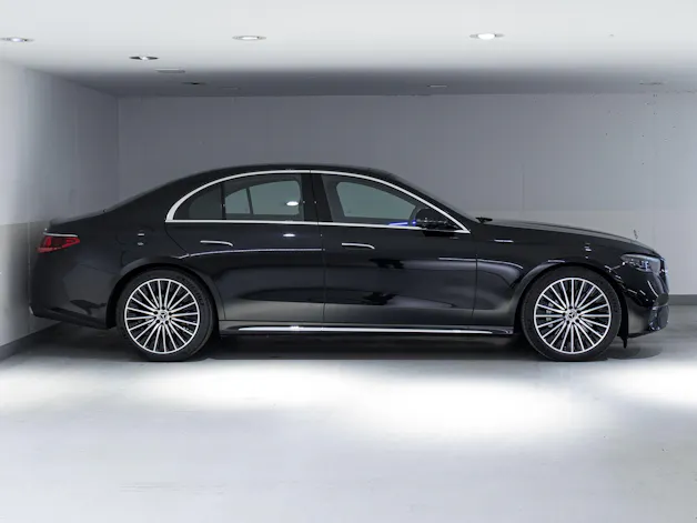 Mercedes-Benz E 200 4MATIC