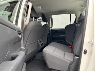Toyota Hilux Double Cab.-Pick-up 2.8 D-4D MHEV 204 Active