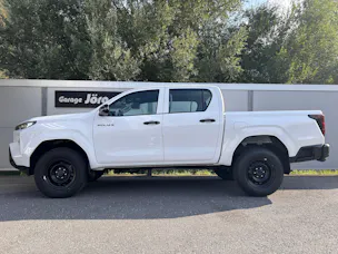 Toyota Hilux Double Cab.-Pick-up 2.8 D-4D MHEV 204 Active