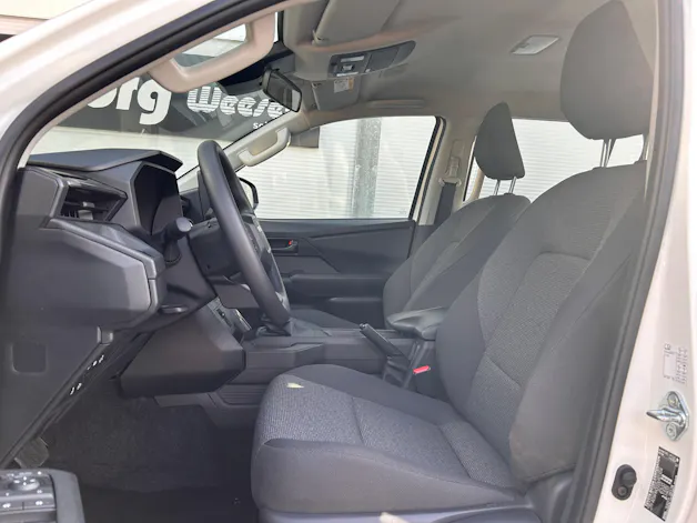 Toyota Hilux Double Cab.-Pick-up 2.8 D-4D MHEV 204 Active