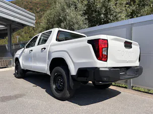 Toyota Hilux Double Cab.-Pick-up 2.8 D-4D MHEV 204 Active