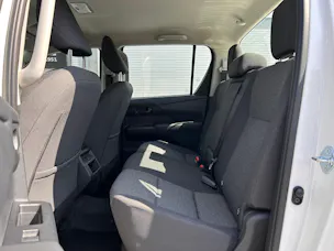 Toyota Hilux Double Cab.-Pick-up 2.8 D-4D MHEV 204 Active
