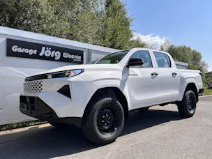 Toyota Hilux Double Cab.-Pick-up 2.8 D-4D MHEV 204 Active