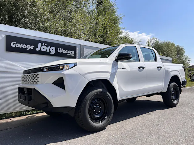 Toyota Hilux Double Cab.-Pick-up 2.8 D-4D MHEV 204 Active