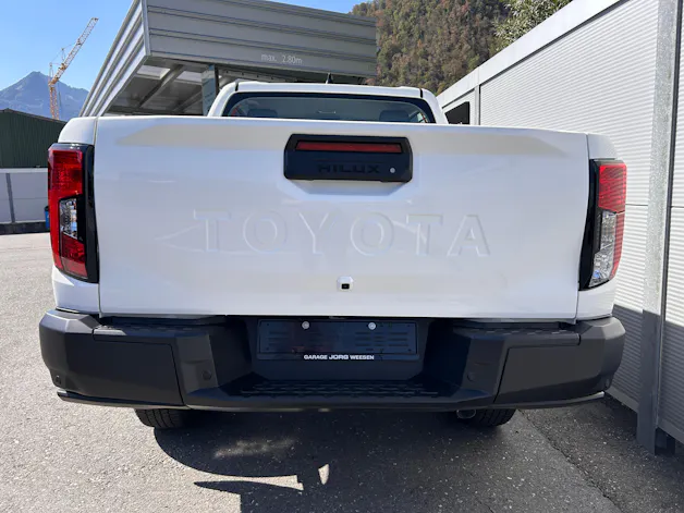 Toyota Hilux Double Cab.-Pick-up 2.8 D-4D MHEV 204 Active
