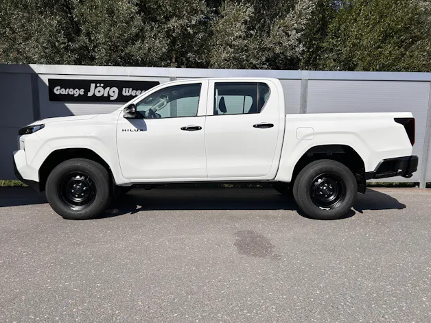 Toyota Hilux Double Cab.-Pick-up 2.8 D-4D MHEV 204 Active
