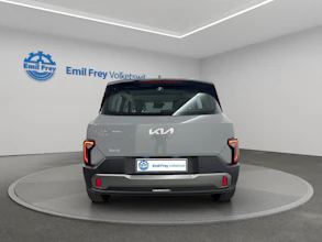 https://vehicle.imgix.net/4301244/428fc4a8-443b-4189-ae7a-eb8c2dee5f91.jpg