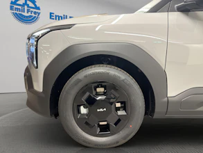 https://vehicle.imgix.net/4301244/47bd2747-3aa7-4985-9497-3c7e8cd458e3.jpg