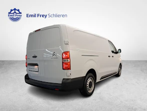 https://vehicle.imgix.net/4301321/da4ed7f0-cbf8-4e0d-afba-2b61f53cfa4b.jpg