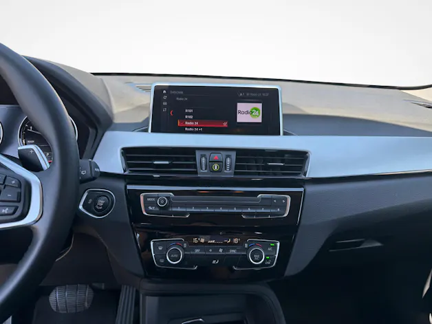 BMW X1 18d sDrive SAG