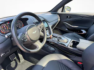 Aston Martin DBX 4.0 V8 Bi-Turbo