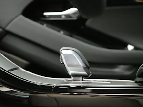 https://vehicle.imgix.net/4301385/9e157ce4-a4af-4bf9-95a4-c0187065ead0.JPG