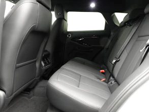 https://vehicle.imgix.net/4301385/dd1e165b-d13e-4b6e-b90a-e37e9dd8b761.JPG