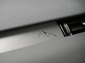 https://vehicle.imgix.net/4301394/3bf2f569-93f2-4841-aef8-95843d61f0e3.JPG