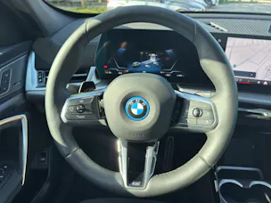 BMW iX1 30 xDrive M Sportpaket Pro