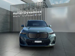 BMW iX1 30 xDrive M Sportpaket Pro