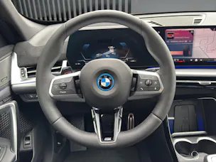 BMW iX1 30 xDrive M Sportpaket Pro