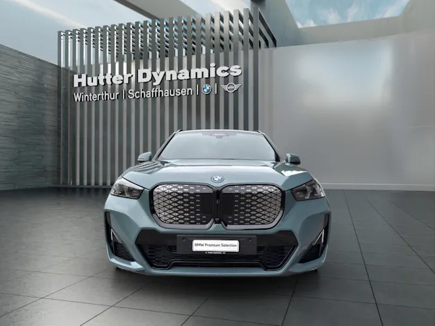 BMW iX1 30 xDrive M Sportpaket Pro