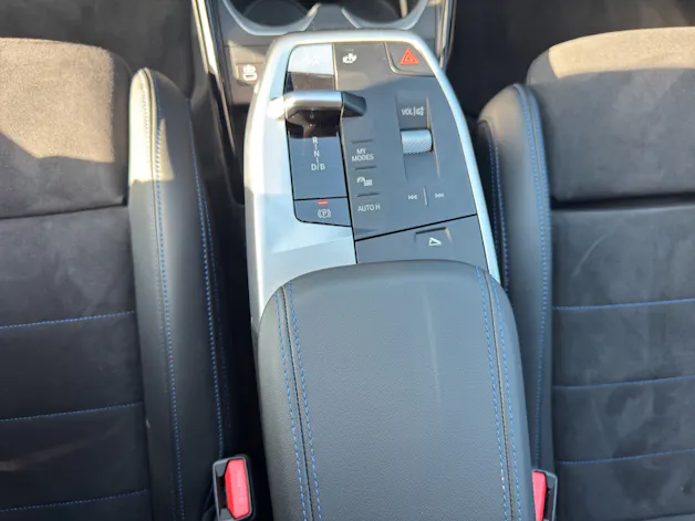 BMW iX1 30 xDrive M Sportpaket Pro