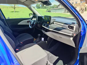 Suzuki Swift 1.2 Sakura Hybrid