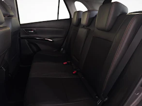 https://vehicle.imgix.net/4301422/c4f6bdeb-903c-4f8d-8f87-48e1a1545dd5.jpg