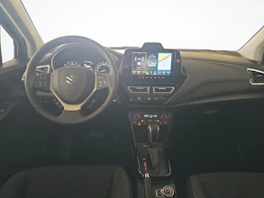 https://vehicle.imgix.net/4301427/8b2eaf5b-7541-4744-8d53-07d528d27b4b.jpg