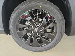 Fahrzeugbild SUZUKI S-Cross 1.4 T Black Edition Top Hybrid 4x4