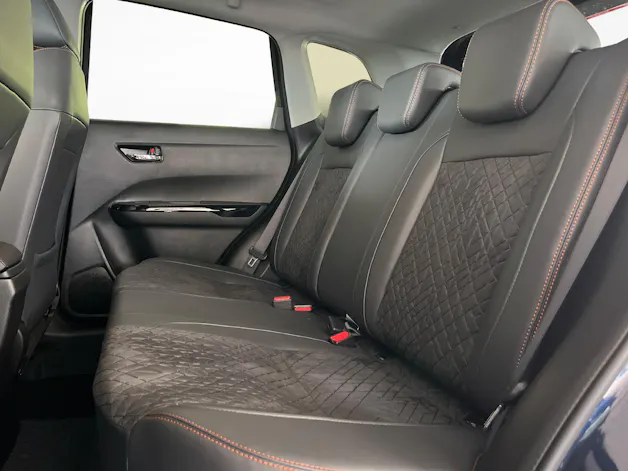 Suzuki Vitara 1.4 T Black Edition Top Hybrid 4x4