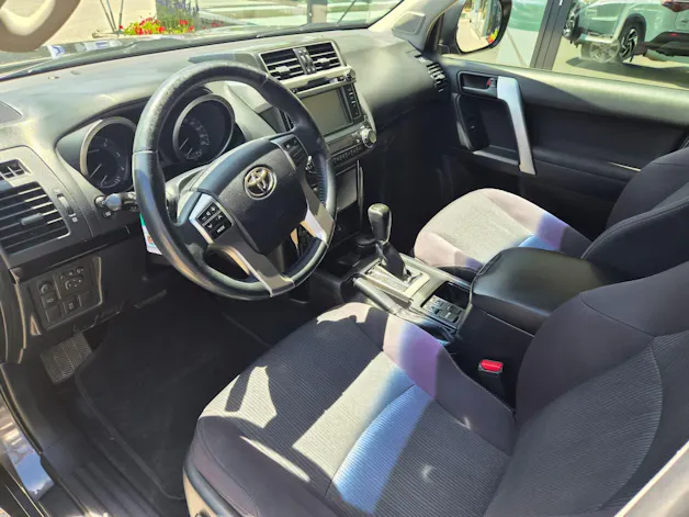 Toyota Land Cruiser 2.8 D Linea Luna