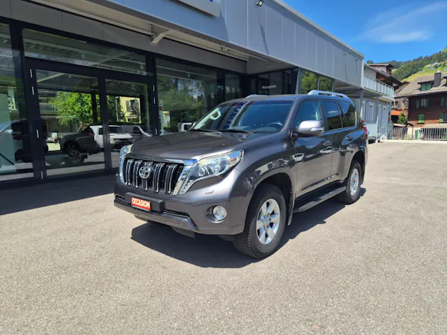 Toyota Land Cruiser 2.8 D Linea Luna