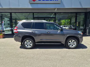 Toyota Land Cruiser 2.8 D Linea Luna