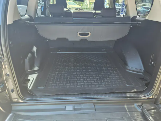 Toyota Land Cruiser 2.8 D Linea Luna