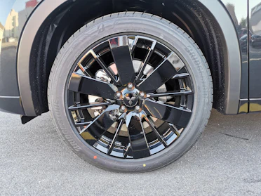 MITSUBISHI OUTLANDER 6