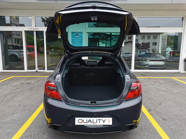 Opel Insignia 2.8 V6 T 4x4 OPC