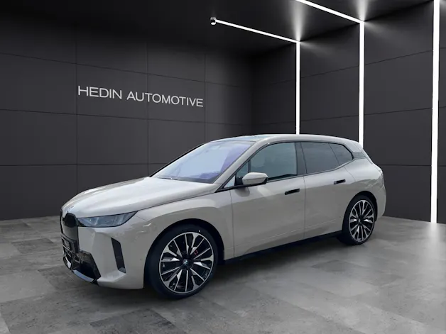 BMW iX xDrive60