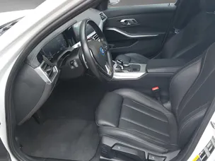 BMW 330e xDrive