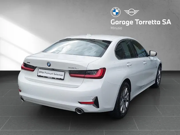 BMW 330e xDrive