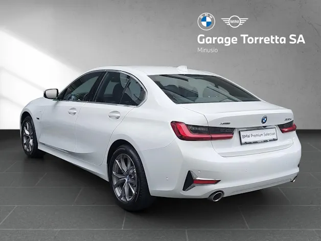 BMW 330e xDrive