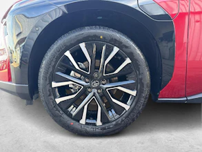 https://vehicle.imgix.net/4301503/fea459b1-7d46-41f3-871b-e75d77e8041e.jpg