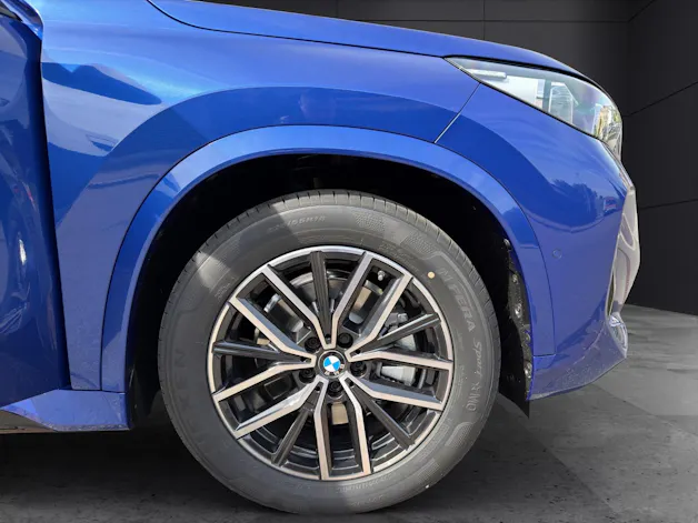 BMW X1 25e xDrive paddles