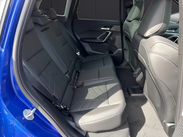 BMW X1 25e xDrive paddles