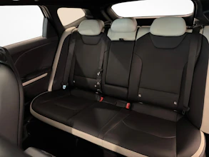 https://vehicle.imgix.net/4301552/5e0abe44-02aa-4798-a66f-dd0f87befd50.jpg